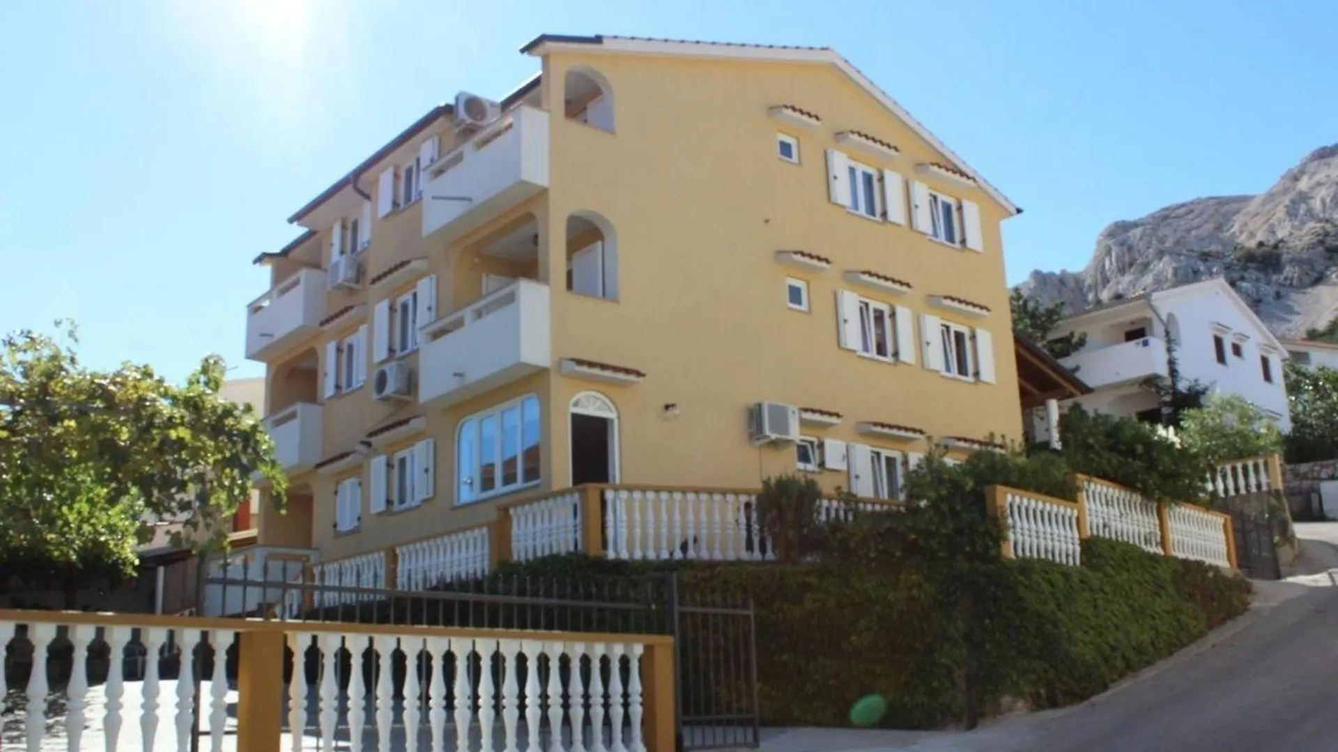 Apartment Wohnung In Baska Mit Eigenem Balkon - B44371