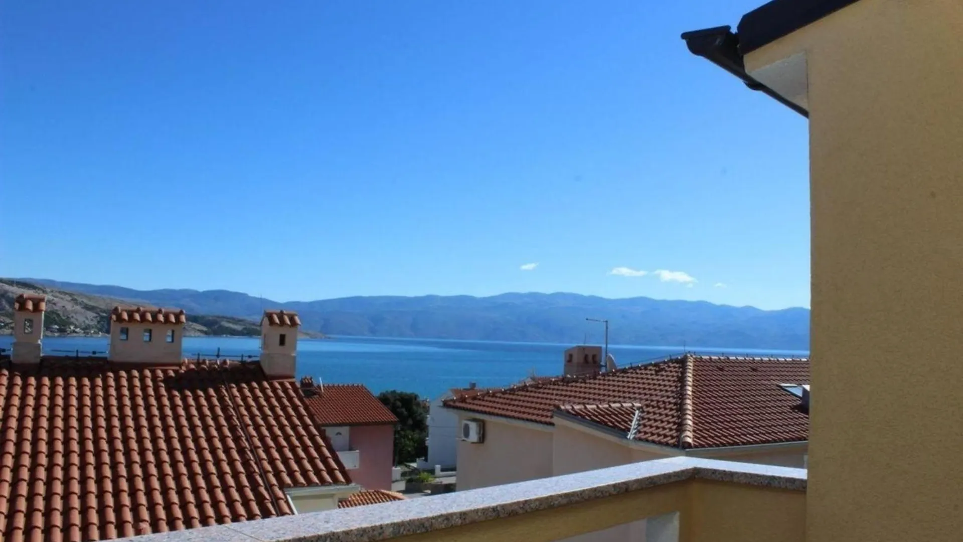 Wohnung In Baska Mit Eigenem Balkon - B44371